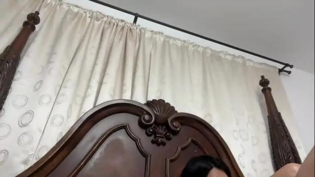 Image 12 of therealcamilabaddie Stream on Chaturbate on 1 month ago