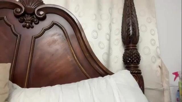 Image 3 of therealcamilabaddie Stream on Chaturbate on 1 month ago