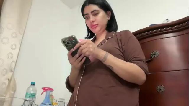 Image 3 of therealcamilabaddie Stream on Chaturbate on 1 month ago