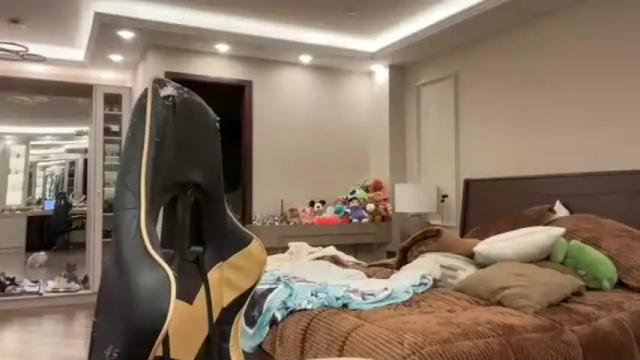Image 3 of therealcamilabaddie Stream on Chaturbate on 1 day ago