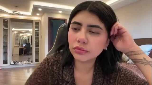 Image 3 of therealcamilabaddie Stream on Chaturbate on 1 month ago