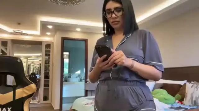 Image 10 of therealcamilabaddie Stream on Chaturbate on 1 month ago