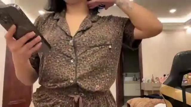 Image 11 of therealcamilabaddie Stream on Chaturbate on 1 month ago