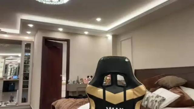 Image 12 of therealcamilabaddie Stream on Chaturbate on 1 month ago