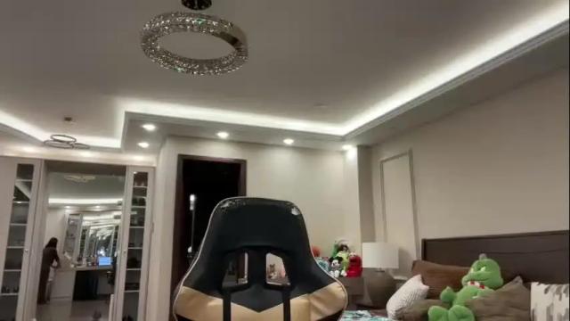 Image 11 of therealcamilabaddie Stream on Chaturbate on 1 month ago