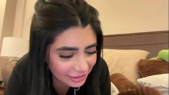 Image 10 of therealcamilabaddie Stream on Chaturbate on 1 month ago