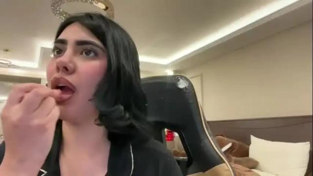 Image 8 of therealcamilabaddie Stream on Chaturbate on 26 days ago