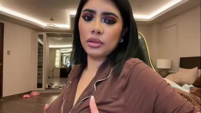 Image 11 of therealcamilabaddie Stream on Chaturbate on 19 days ago