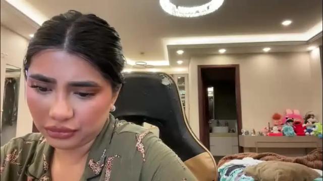 Image 3 of therealcamilabaddie Stream on Chaturbate on 9 days ago