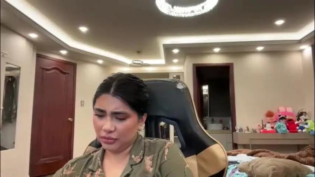 Image 4 of therealcamilabaddie Stream on Chaturbate on 9 days ago