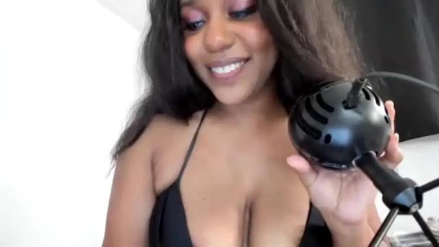 Image 10 of thesavannahskye Stream on Chaturbate on 17 months ago