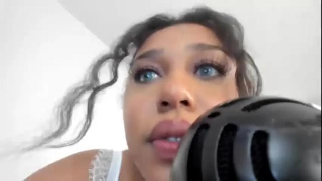 Image 12 of thesavannahskye Stream on Chaturbate on 16 months ago