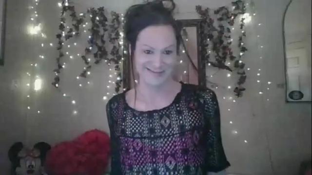 Image 2 of thesillymillie Stream on Chaturbate on 1 month ago