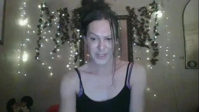 Image 11 of thesillymillie Stream on Chaturbate on 1 month ago