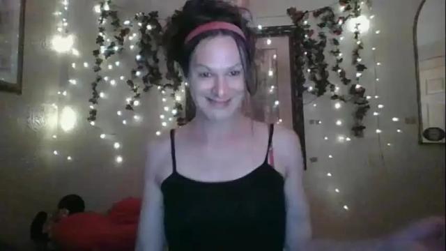 Image 3 of thesillymillie Stream on Chaturbate on 3 days ago
