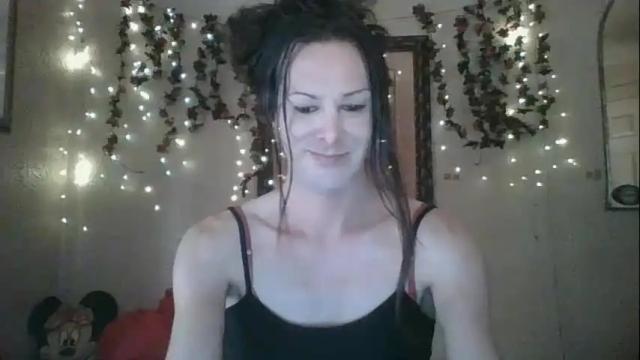 Image 7 of thesillymillie Stream on Chaturbate on 1 month ago