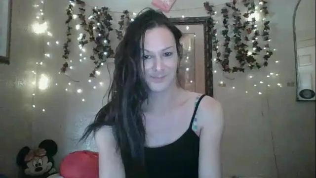 Image 3 of thesillymillie Stream on Chaturbate on 1 month ago