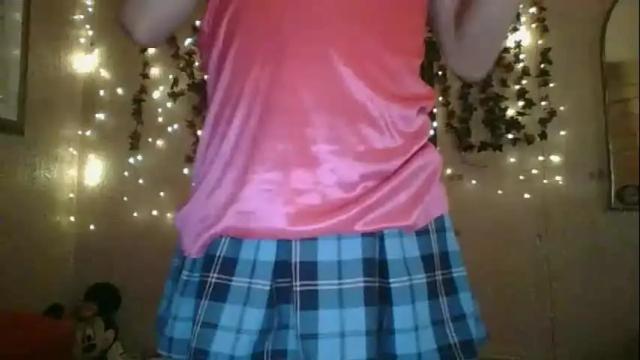 Image 4 of thesillymillie Stream on Chaturbate on 29 days ago