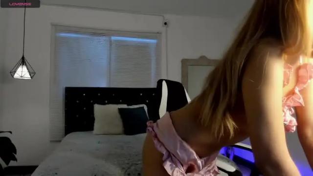 Thumbnail 3, theskinnygema's Stream at Chaturbate, 18 months ago