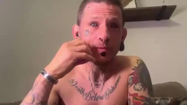 Image 11 of thesoutherndevil Stream on Chaturbate on 12 months ago