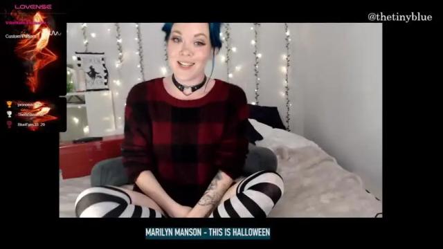 Image 8 of thetinyblue Stream on Chaturbate on 20 months ago