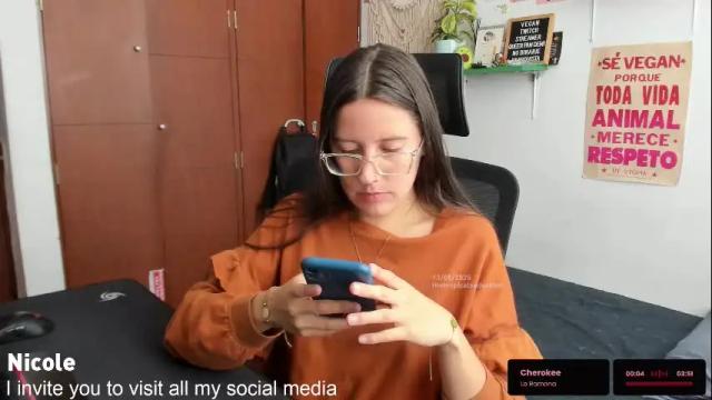 Image 8 of thetropicalseduction Stream on Chaturbate on 2 months ago