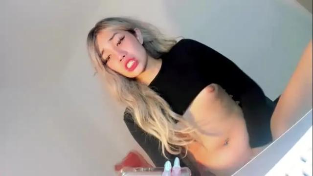 Image 12 of thewhoremistress05 Stream on Chaturbate on 26 days ago