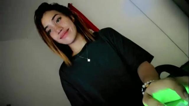 Image 12 of thewhoremistress05 Stream on Chaturbate on 4 days ago