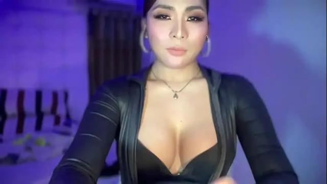 Image 4 of thewomanizer52 Stream on Chaturbate on 3 months ago