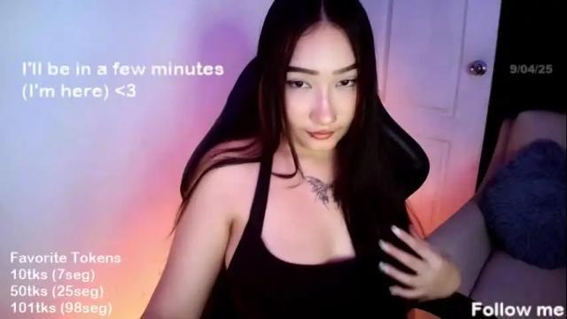 Image 4 of thiara_dor Stream on Chaturbate on 1 month ago