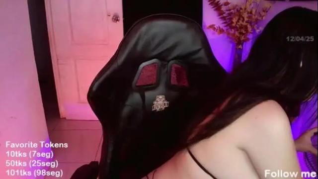 Image 3 of thiara_dor Stream on Chaturbate on 27 days ago