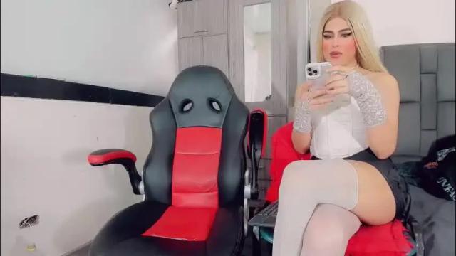 Image 11 of thiara_veky Stream on Chaturbate on 2 months ago