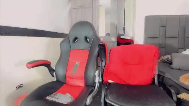 Image 2 of thiara_veky Stream on Chaturbate on 1 month ago