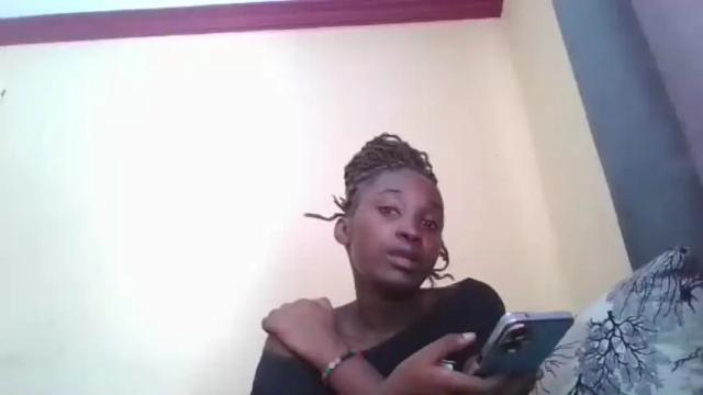 Image 3 of thick_eviey Stream on Chaturbate on 16 months ago