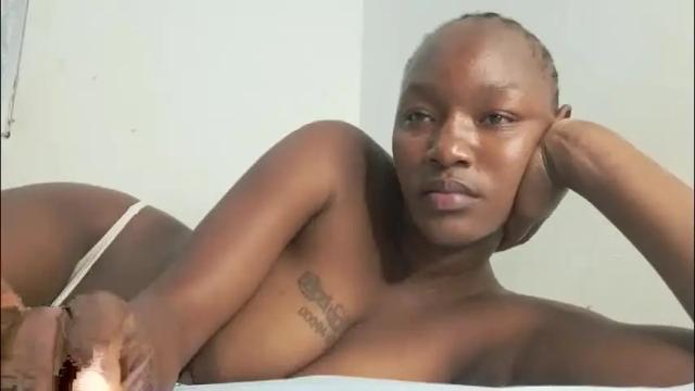 Image 12 of thick_jojo Stream on Chaturbate on 3 months ago