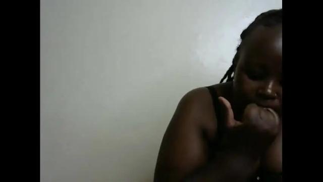 Image 8 of thick_sexxy Stream on Chaturbate on 15 months ago