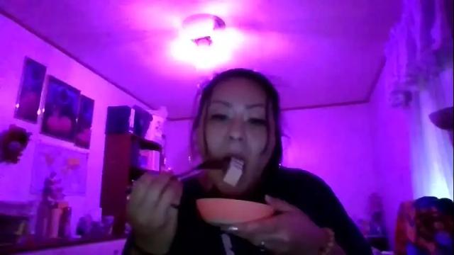 Image 4 of thickassazn93 Stream on Chaturbate on 27 days ago