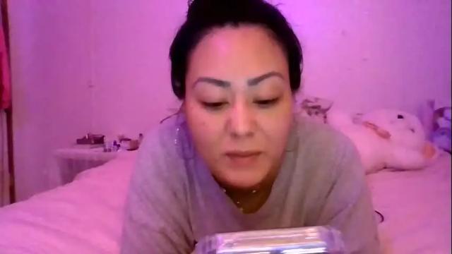 Image 3 of thickassazn93 Stream on Chaturbate on 24 days ago
