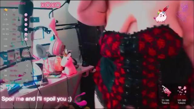 Image 2 of thickchan13 Stream on Chaturbate on 23 months ago