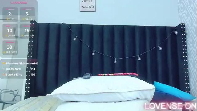 Image 11 of thickeebonyy Stream on Chaturbate on 1 month ago