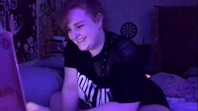 Image 7 of thickgingergoddess Stream on Chaturbate on 7 days ago