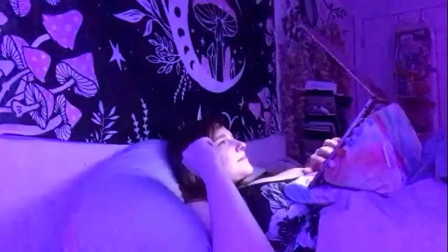 Image 8 of thickgingergoddess Stream on Chaturbate on 2 months ago