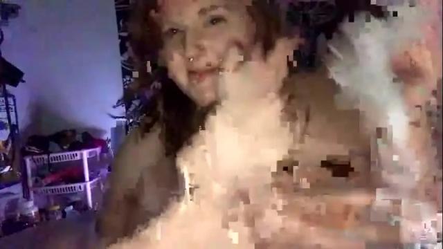 Image 3 of thickgingergoddess Stream on Chaturbate on 2 months ago