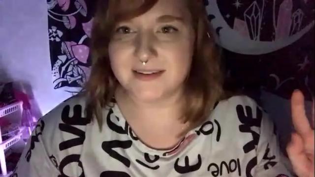 Image 4 of thickgingergoddess Stream on Chaturbate on 2 months ago