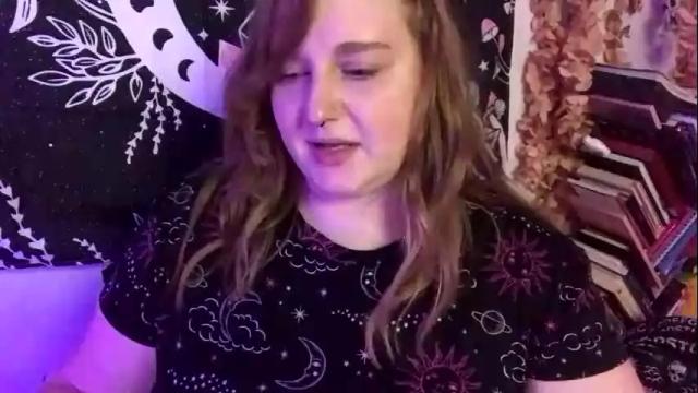 Image 2 of thickgingergoddess Stream on Chaturbate on 1 month ago