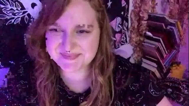 Image 6 of thickgingergoddess Stream on Chaturbate on 1 month ago