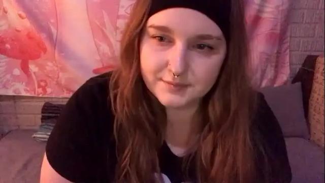Image 10 of thickgingergoddess Stream on Chaturbate on 1 month ago