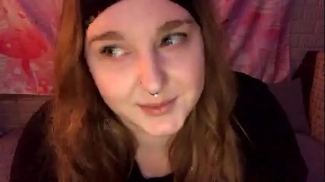 Image 6 of thickgingergoddess Stream on Chaturbate on 1 month ago