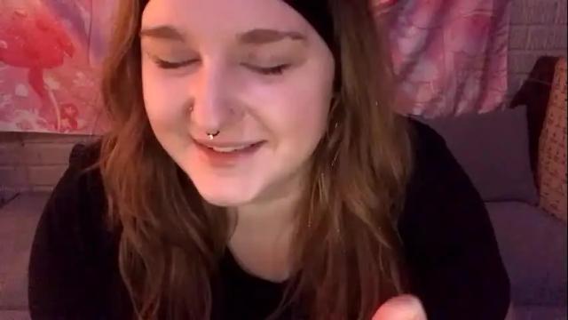 Image 7 of thickgingergoddess Stream on Chaturbate on 1 month ago