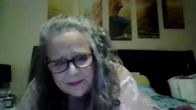 Image 3 of thickhippiechick Stream on Chaturbate on 20 months ago